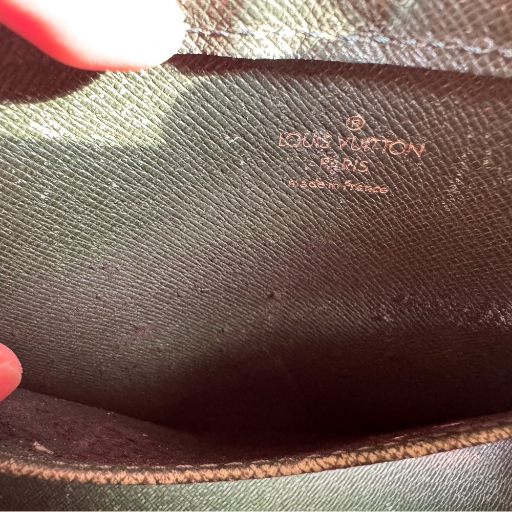 Louis Vuitton Taiga Baikal Leather Wristlet Bag - Picture 11 of 12